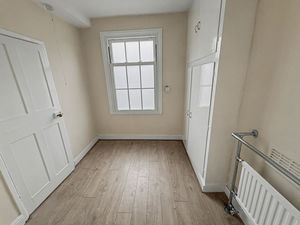 Photo 8- click for photo gallery